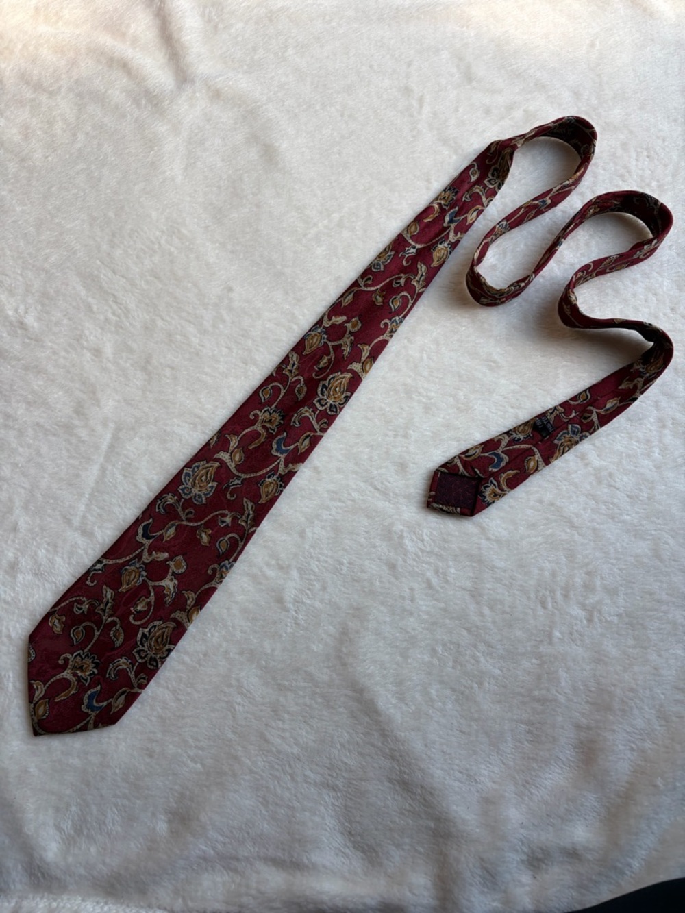 Vintage Tiffany & Co. Men's Paisley Floral Silk Tie Burgundy Gold Blue Woven